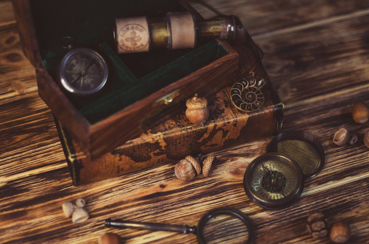 Why Your Keepsake Time Capsule Box Deserves More Than a Shoebox (And How to Do It Right)